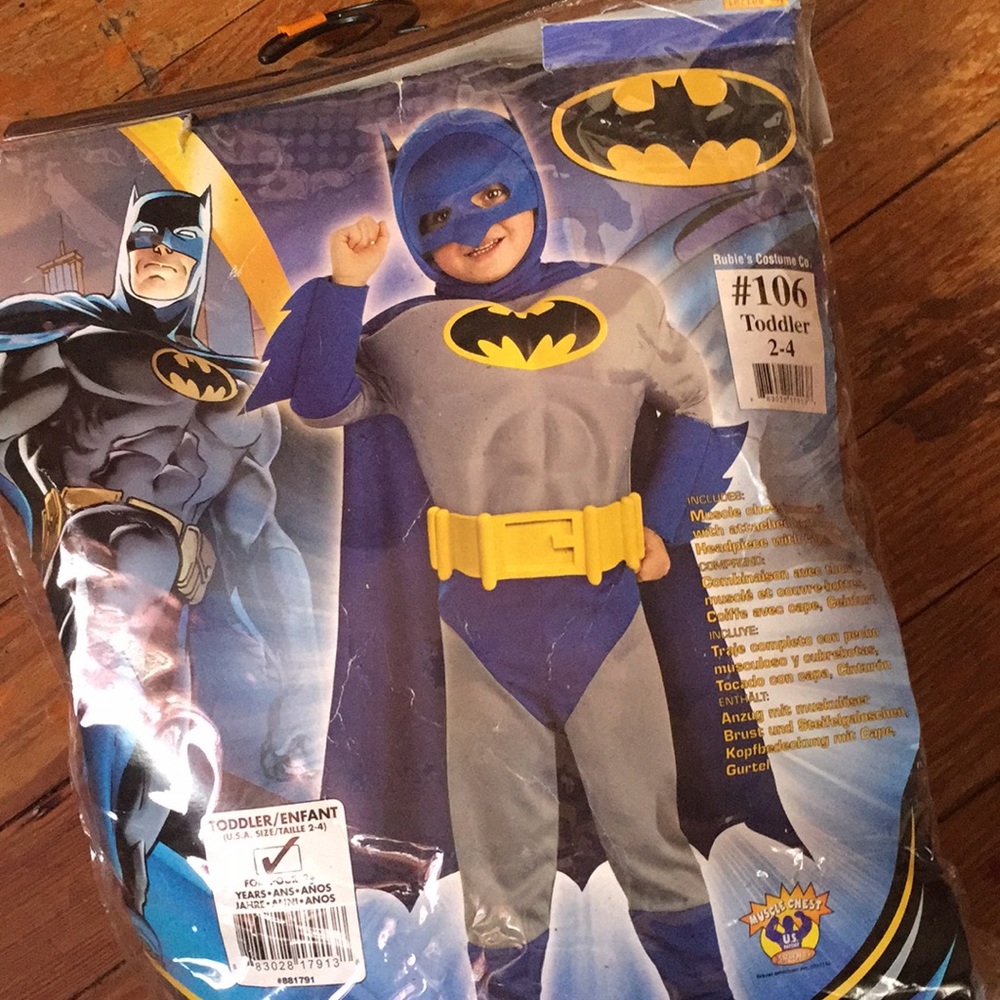 Toddler 2-4 Batman costume